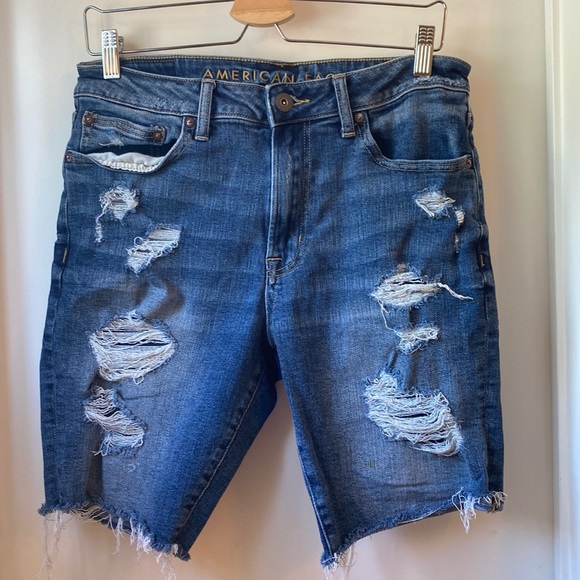 American Eagle Mens Ripped Denim Shorts 